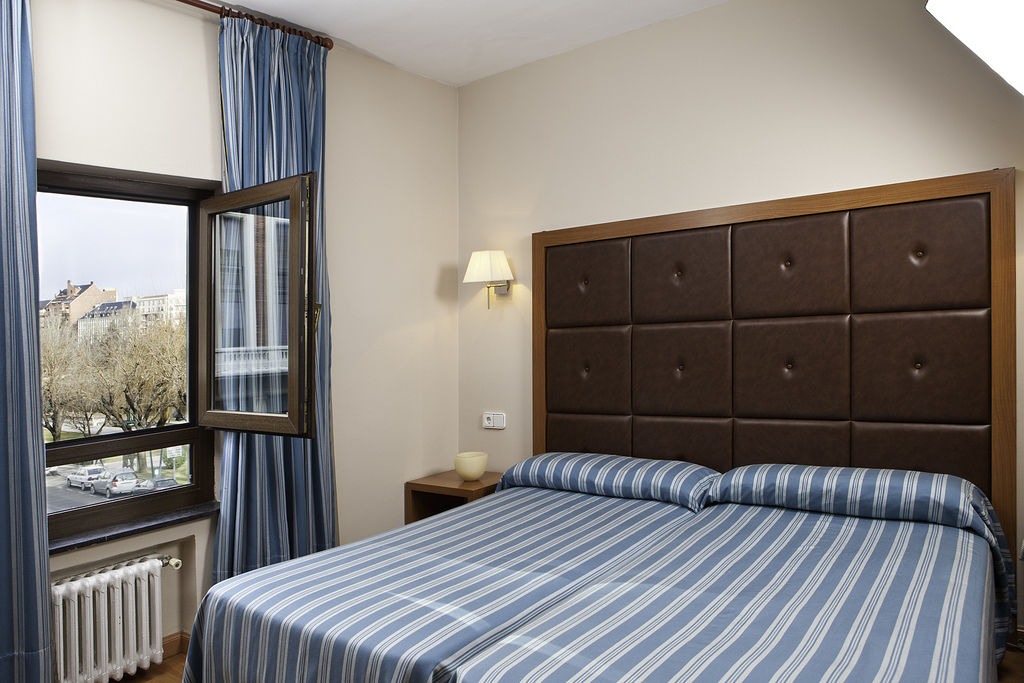 Crisol Riosol Hotell León Exteriör bild